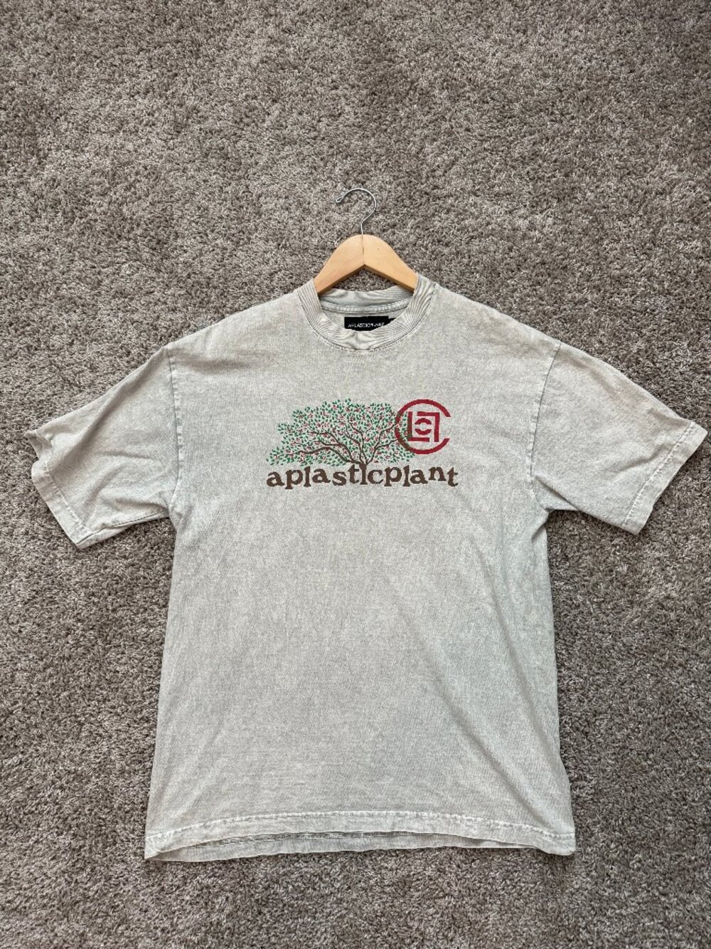 Cream M aplasticplant T Shirt